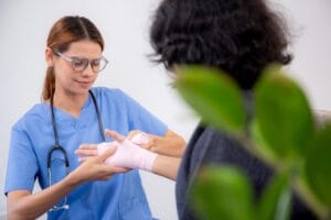 Signs a Wound Needs Professional Care, United States